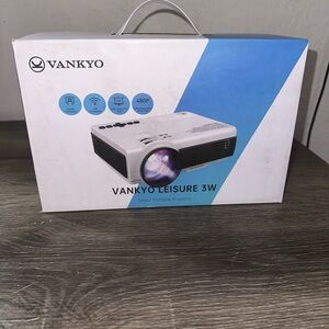 Leisure 3W Portable Projector - White